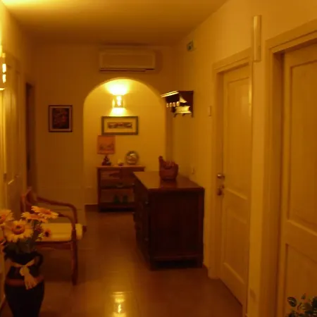 Maxim Hotel